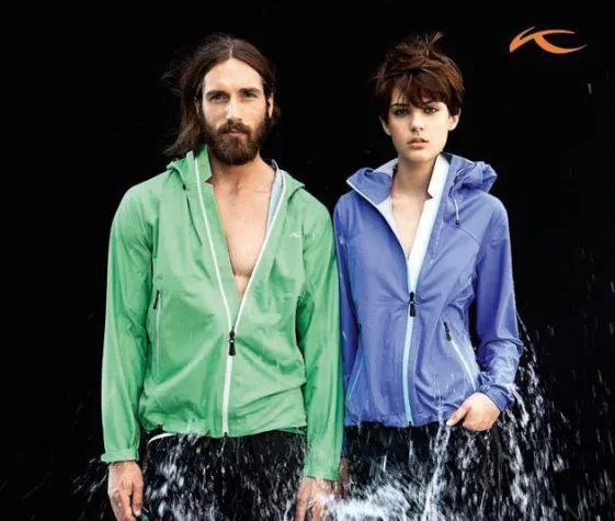Bild: Fusion von Funktion und Stil - KJUS Outdoorkollektion 2012