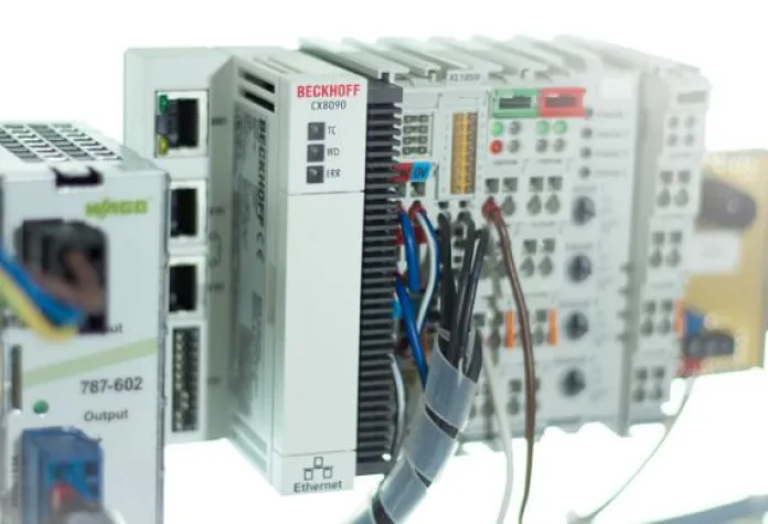 Bild: QTE erweitert Angebot im Bereich Automationstrainings