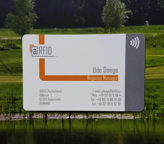 Bild: arfidex GmbH liefert innovative Digitale NFC - 4.0 - Visitenkarten