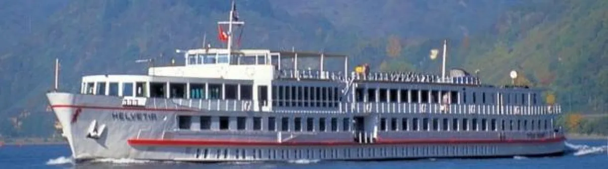 Hotelschiff nahe Eemshaven