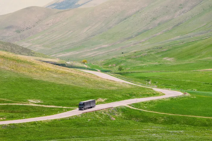 Bild: Transportkosten im Griff behalten: Tipps und Tricks für Ihre Lieferungen nach Armenien