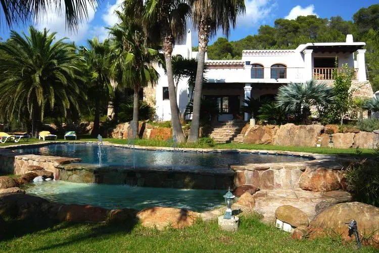 Sommer, Sonne, Party im Ferienhaus auf Ibiza Bild: Sommer, Sonne, Party im Ferienhaus auf Ibiza