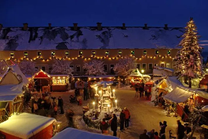 Festung Königstein: Historisch-romantischer Weihnachtsmarkt beginnt Bild: Festung Königstein: Historisch-romantischer Weihnachtsmarkt beginnt