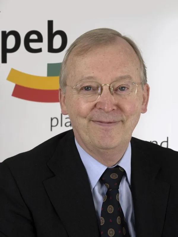 Prof. Dr. Erik Harms, Vorsitzender der Plattform Ernährung und Bewegung e.V.