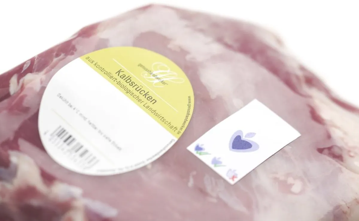 Der blau gefärbte Temperatur-Zeit-Indikator belegt eine lückenlose Kühlkette des Frischfleisches vom Lieferanten bis zum Kunden.