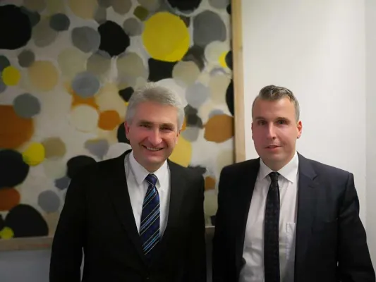 Landescluster NMWP.NRW trifft NRW Wirtschaftsminister Prof. Dr. Andreas Pinkwart Bild: Landescluster NMWP.NRW trifft NRW Wirtschaftsminister Prof. Dr. Andreas Pinkwart