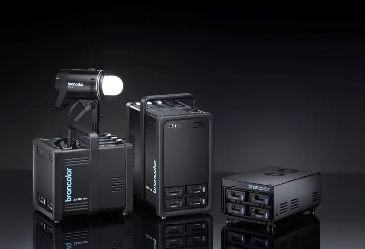 Bild: broncolor lanciert die Satos Ladestation und erhöht damit den Komfort für Gerätevermieter in der Fotobranche