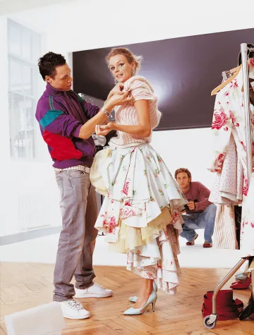 Bild: Bildbearbeitung in Asien: 80 Prozent einsparen - Warnung vor Garagenfirmen