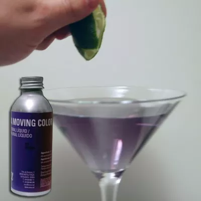 Bild: Metamorphose von Nachtblau zu Blutrot