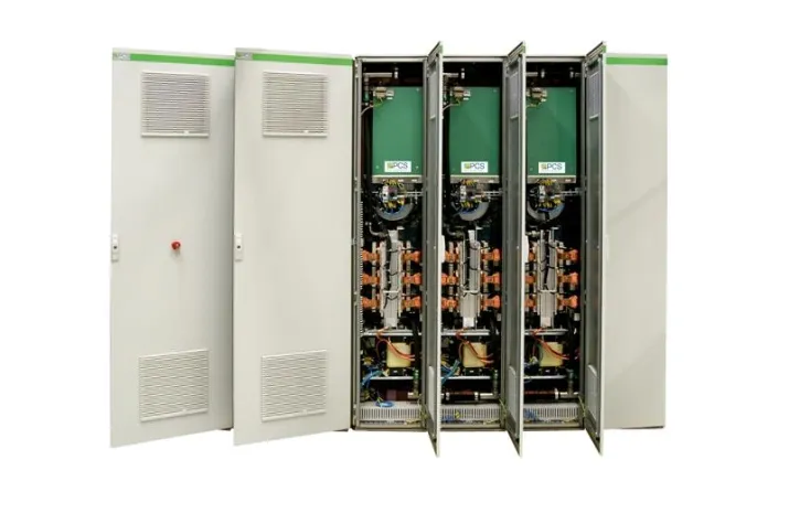 Flexible Umrichter mit System - Erweiterte PCS Green Line Messepräsenz auf der Hannover Wind 2011 Bild: Flexible Umrichter mit System - Erweiterte PCS Green Line Messepräsenz auf der Hannover Wind 2011