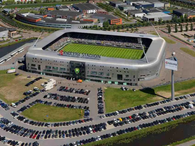 Bild: Kyocera stattet Fußballstadion in Den Haag mit 2.900 Solarmodulen aus