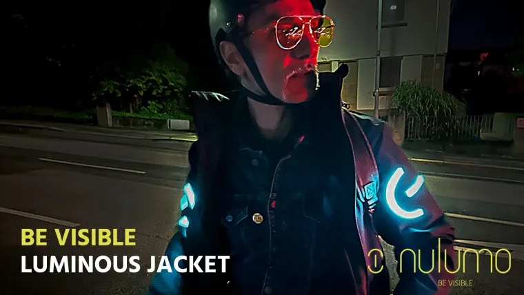 Bild: nulumo commuter 01, Die Radfahrer Jacke die Sichtbarkeit und damit Sicherheit rundum bietet.