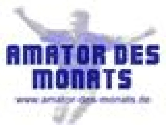 Bild: Das AMATOR des MONATS Juli 07 erzielte Seniorenkicker mit einem wuchtigen Kopfball aus 20 Metern Torentfernung