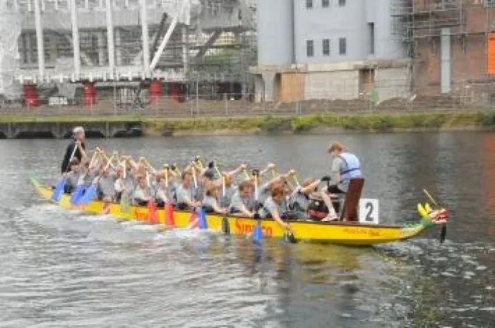 Bild: Im Zeichen des Drachen