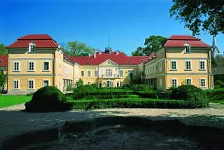 Berühmtestes Schlosshotel Ungarns zu kaufen bei ASP Hotel Brokers Bild: Berühmtestes Schlosshotel Ungarns zu kaufen bei ASP Hotel Brokers