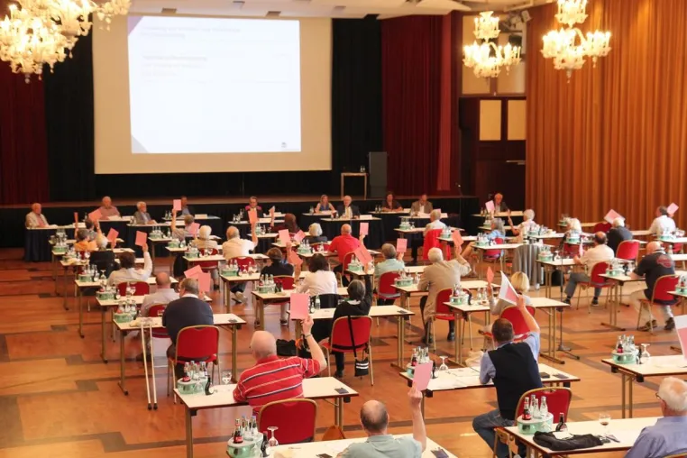 Erfolgreiches Geschäftsjahr 2019 für die Hochtaunusbau Bild: Erfolgreiches Geschäftsjahr 2019 für die Hochtaunusbau