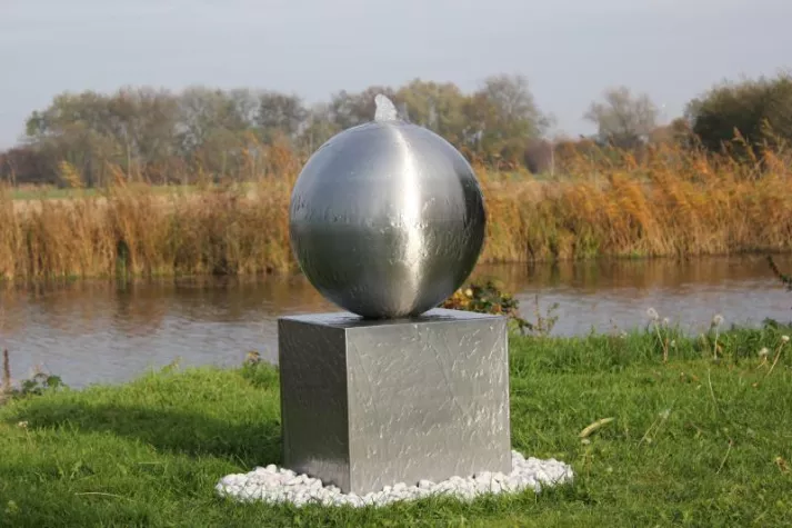 Bild: Gartenbrunnen Trends 2012 von Gauger-Design