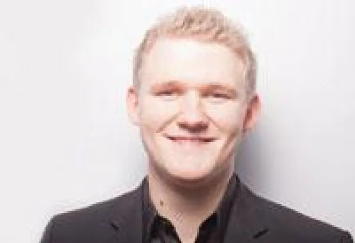 20-Jähriger Dominic Multerer wird Praxisreferent an CBS und EMS Bild: 20-Jähriger Dominic Multerer wird Praxisreferent an CBS und EMS