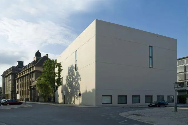 Bild: Müller-BBM führt Hauptstaatsarchiv Dresden zum „Qualitätsgeprüften Passivhaus“