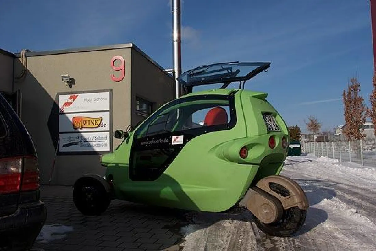Neues Firmenfahrzeug - elektromobil SAM