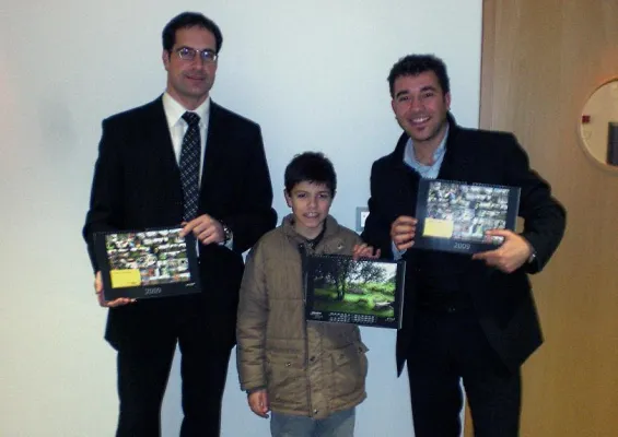 Bild: Trossingen Freie Wähler - Jahreskalender 2009 handsigniert für Guten Zweck versteigert