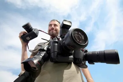 Bild: Deutsche Vermögensberatung (DVAG) berät Fotofreunde beim Versicherungsschutz für Kameras