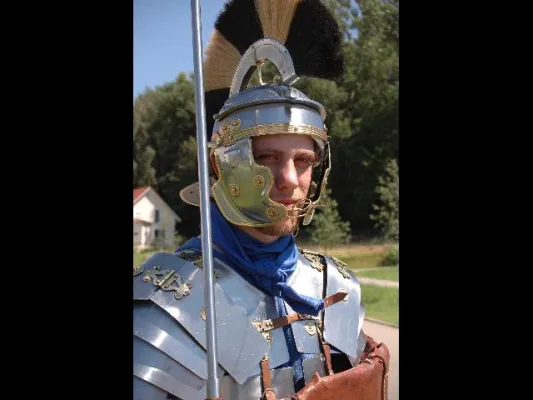 Bild: "Römischen Vertrag" in Zusmarshausen unterzeichnet - Marktfest 2007 "Wir feiern an der via Julia"