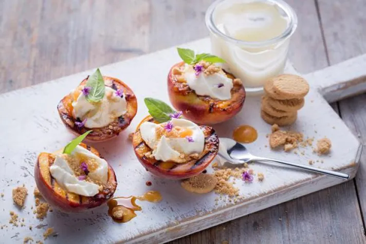 Bild: Der Expertentipp im Juni: Desserts vom Grill – gibt es das?