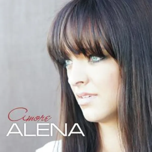 Alena veröffentlicht ihr erstes Soloalbum Bild: Alena veröffentlicht ihr erstes Soloalbum