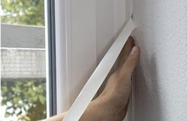 Bild: dichtband24.de erweitert Sortiment um Sanierungsleiste und Bauschaum