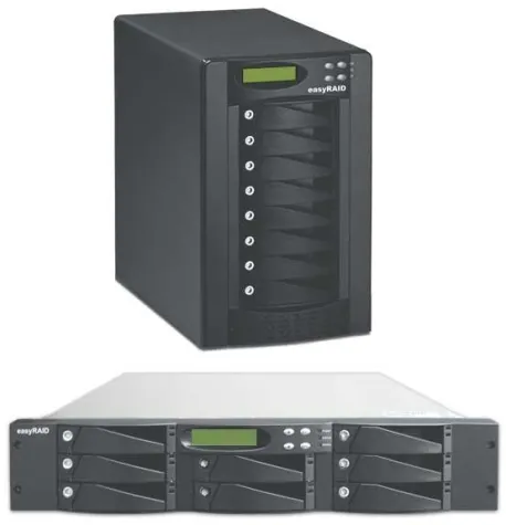 Erste 8-fach easyRAID Systeme mit RAID \"Triple Parity\". Bild: Erste 8-fach easyRAID Systeme mit RAID \"Triple Parity\".