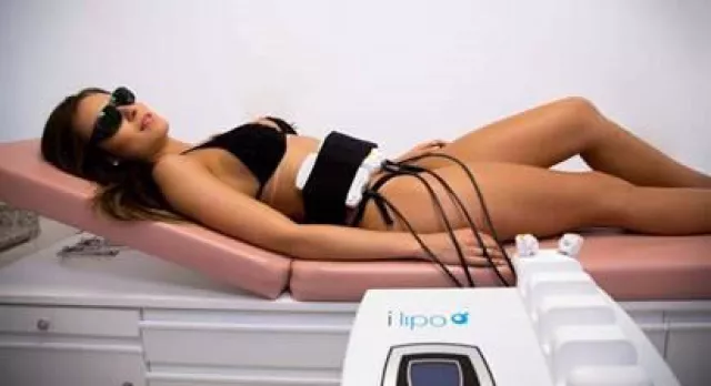 Bild: Beauty-Geheimnis der Stars - Laser bringt Fettpolster zum Schmelzen