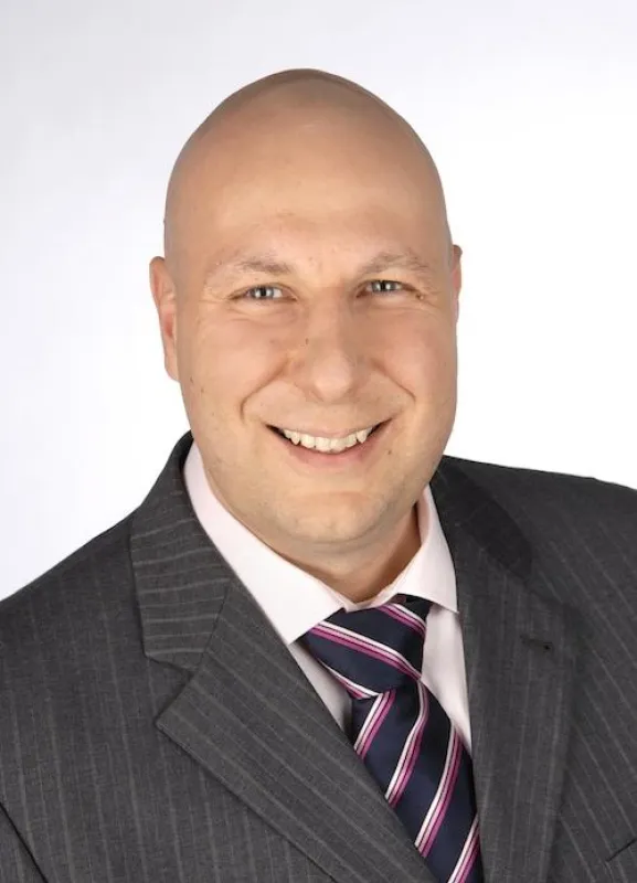 Jens Puhle leitet den Vertrieb von Micro Focus in der Schweiz (Quelle: Micro Focus)