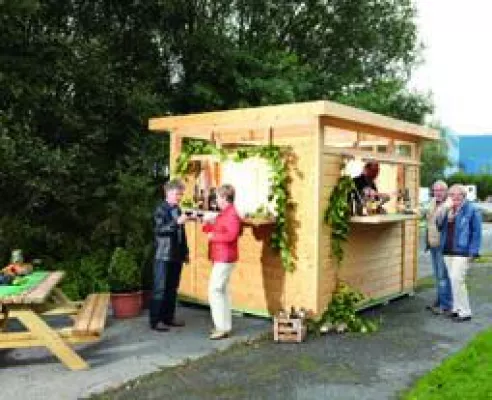 Bild: Hingucker auf jedem Weihnachtsmarkt – Weihnachtskiosk von Finnhaus Wolff