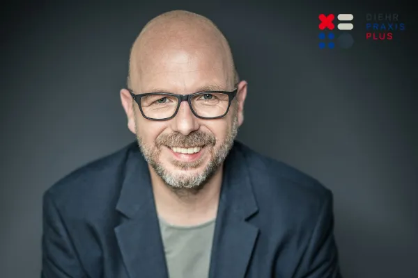 Bild: Gründerberatung für Zahnarztpraxen  Diehr PraxisPlus feiert 10-Jähriges