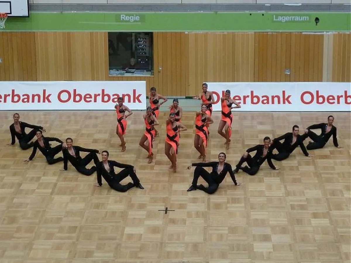 Auftritt des GrünGoldClub München beim Oberligaformationsturnier am 03.03.2013 in Nürnberg