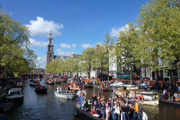 Bild: Laut einer Studie von Only-apartments ist Amsterdam das beliebteste Städtereiseziel der Deutschen