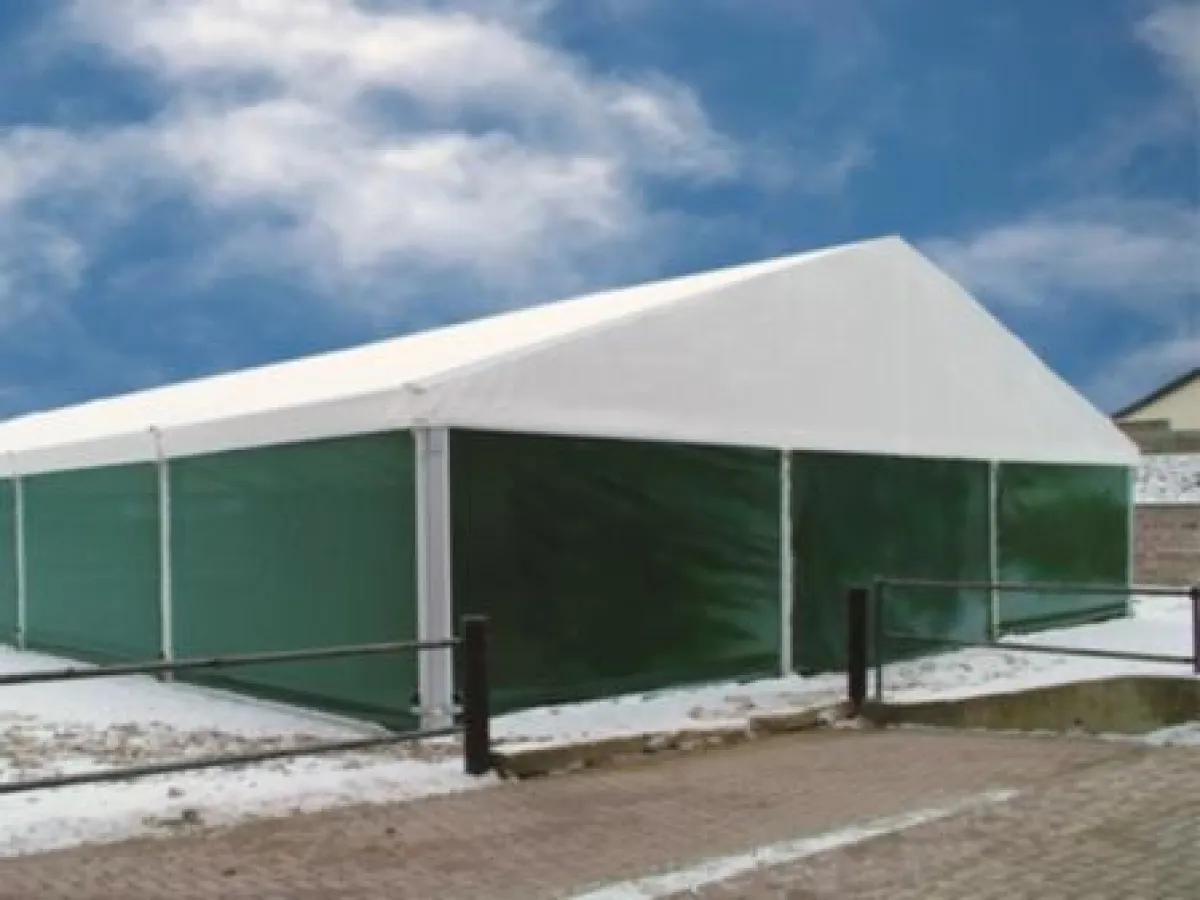 Reitzelt Favorit von Elflein Textilbedachungen (Foto: Elflein)