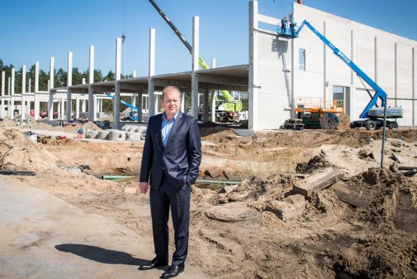Bild: Neue moderne Halle für Foodlogistik von B+S in Bielefeld