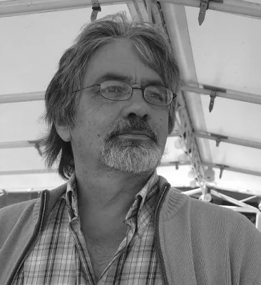 Bild: Klaus Bötig liest aus der Korfu-Krimi-Reihe »Der Bulle von Korfu« und aus »Tage auf Kreta«