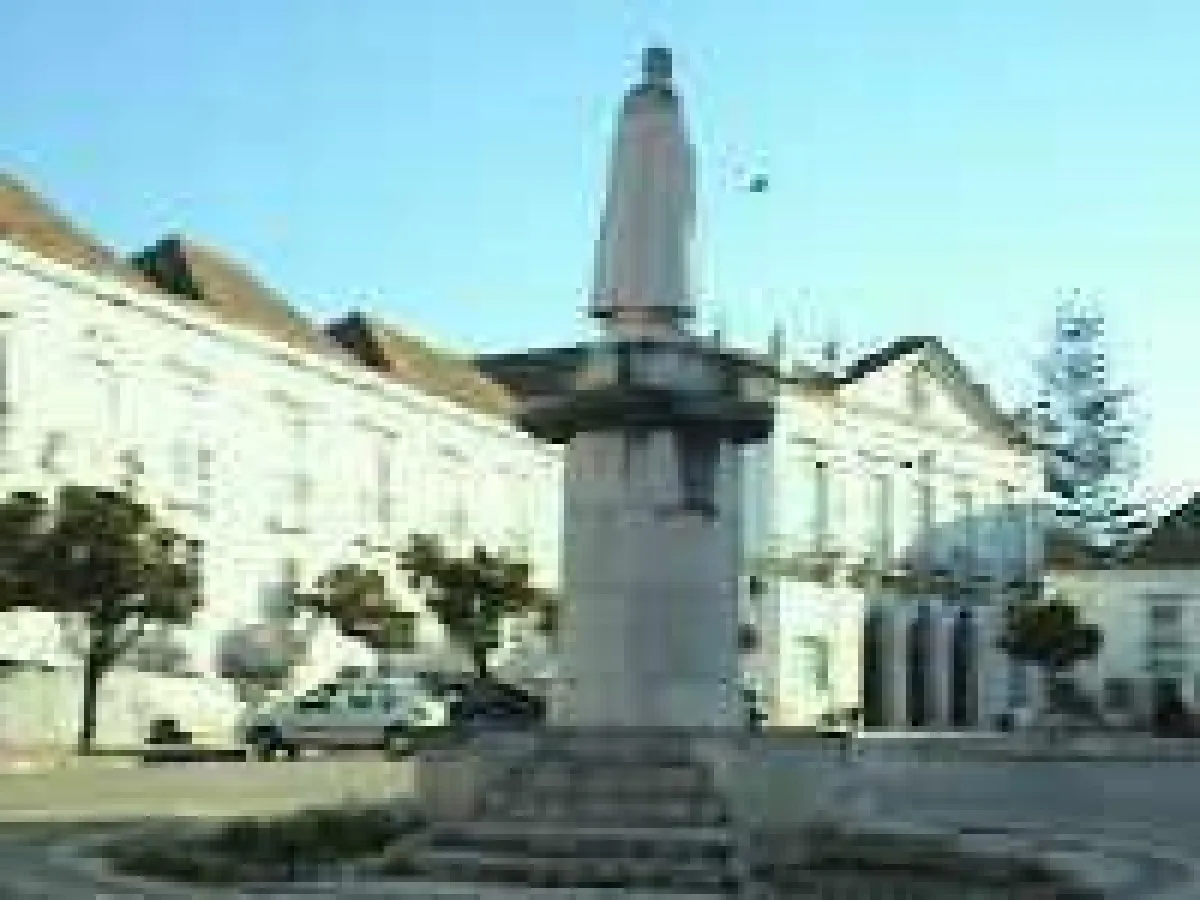 Bischofspalast und Rathaus in Faro