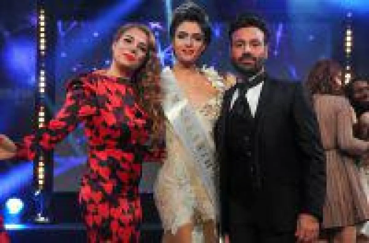 Sarah Laura Peyrel, Miss Earth Schweiz 2017, Tanja Marcic und Tommaso Longo De Tommaso, Organisationsteam MES. Foto: WeBmaliN.Ch