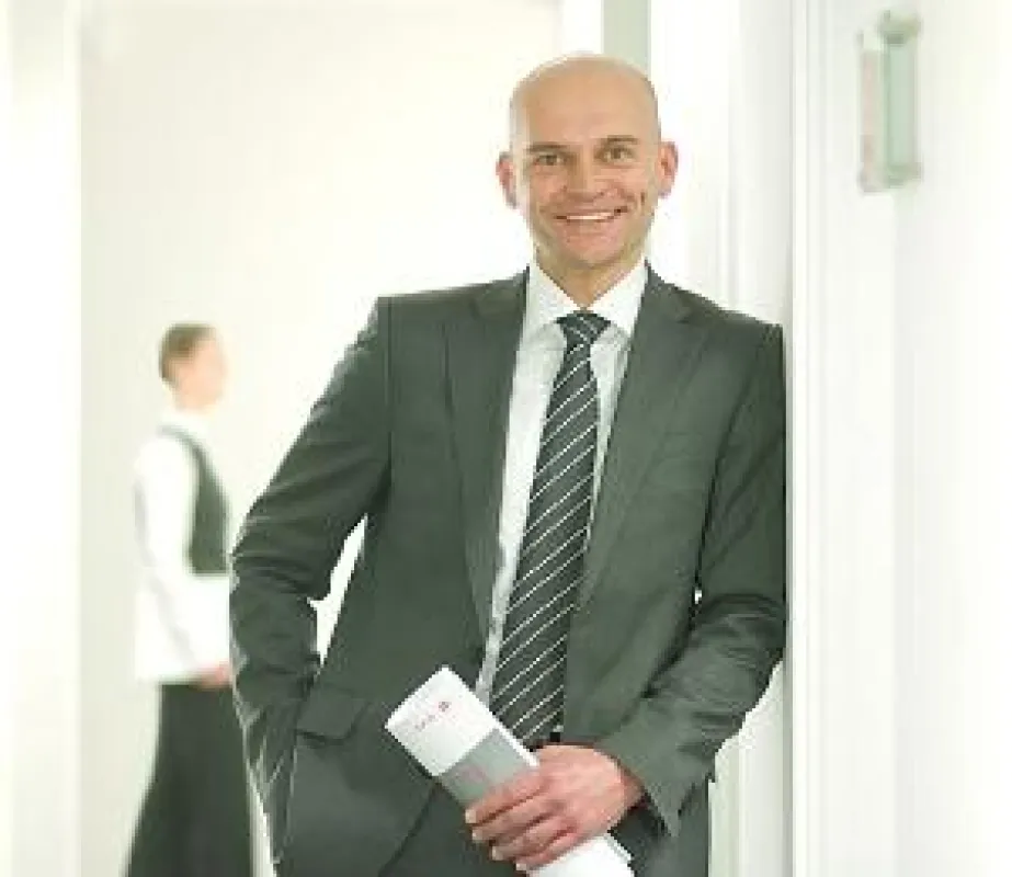 Stefan Nerger (Geschäftsstellenleiter Hamburg)
