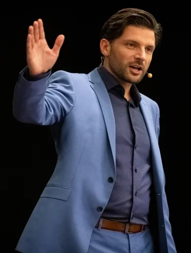Bild: Dominik Herz erhält doppelte Speaker Auszeichnung und stellt einen neuen Weltrekord auf!