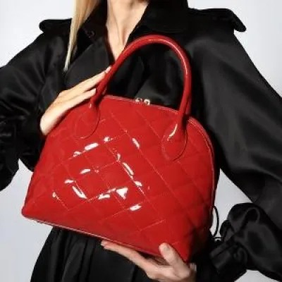 Bild: Luxusbabe.de präsentiert den Modeklassiker Stepptaschen