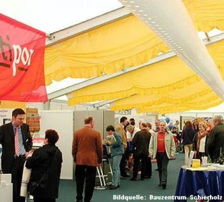 Bild: 6. Messe „energieeffizientes Bauen und Renovieren“ im Bauzentrum Schierholz in Syke bei Bremen (4./5. 04.09)