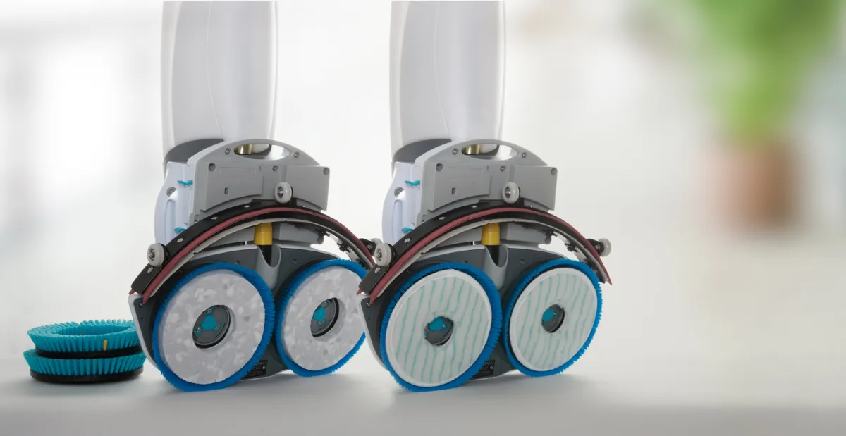 Das Kombi-Kit mit MelaminPlusPads und PolyPlusPads von haid-tec passt auf alle i-mop-Varianten. (© haid-tec)