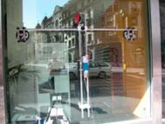 Bild: Abnahme in Gefahr: Kratzer auf Panorama-Fenster