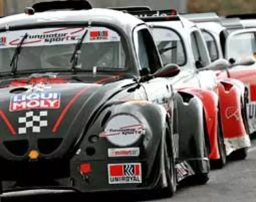 Bild: Ladies and Gentlemen, please start your engines