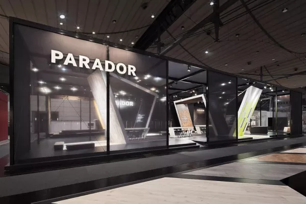 Bild: Markenskulptur für Parador auf der Domotex 2014